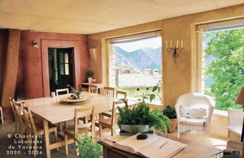 Castellane House | Chambres d'Hotes - Queen bed, Gorges du Verdon