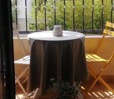 Eyguieres House | chambres dans les Alpilles les jardins de meyrol