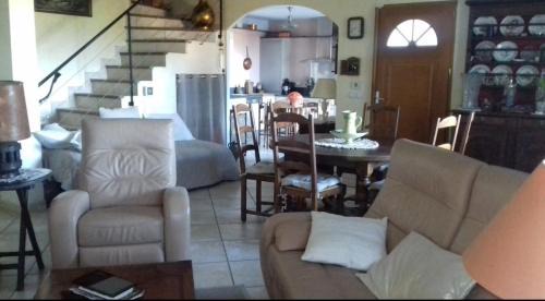 Livron-sur-Drome Bed & Breakfast | Chambres dans villa avec vue magnifique