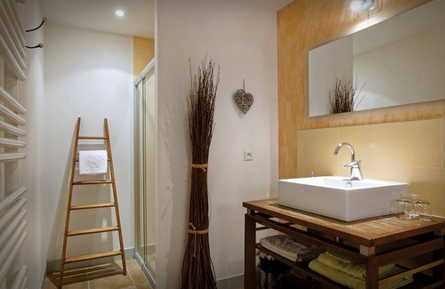 Espedaillac Bed & Breakfast | Chambres & Jardin de Pierres is a charming guest house in Quercy
