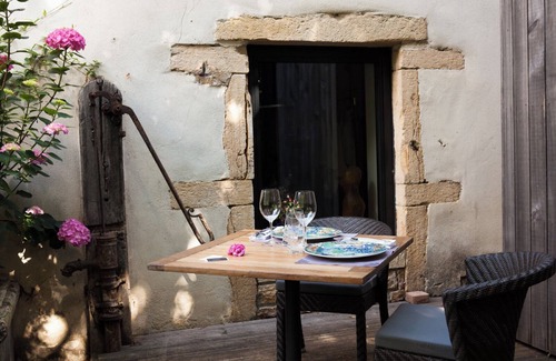 Diemoz Bed & Breakfast | Chambres Likado L'Alouette, 20 minutes from the airport.