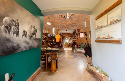 Western Region Cabin | Chameleon Hill Forest Lodge