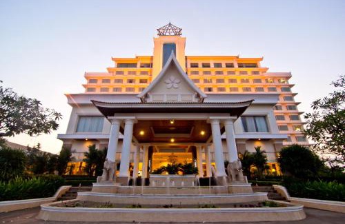 Pakse Hotel | Champasak Grand Hotel