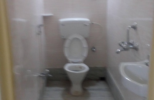 Chandannagar Bed & Breakfast | CHANDERNAGORE GUEST HOUSE (SW)