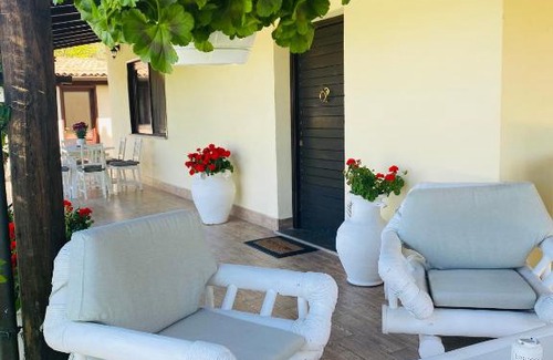 Formello Villa | Chanel Garden Relaxation Home