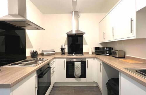 Grimsby House | Chantry Suites Double Room in DN31