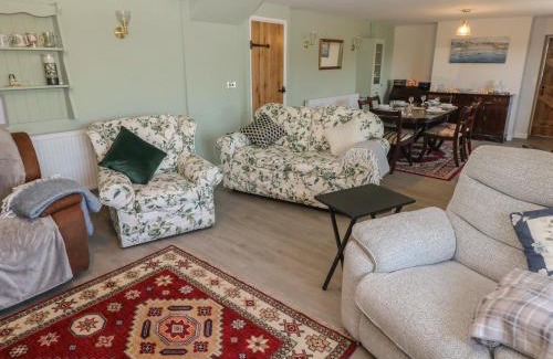 Pembroke House | Chapel Hill House