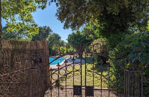 Orthoux-Serignac-Quilhan Villa | Character house with private pool and garden - Sunday to Sunday rental