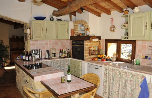 La Capelle-et-Masmolene House | Characterful stone house in La Capelle (Uzès)