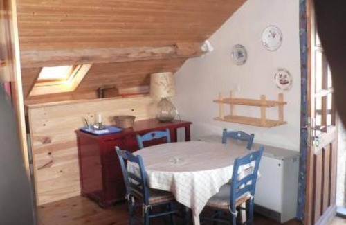 Guillestre Apartment | Character house, located at the entrance of the Queyras regional park.