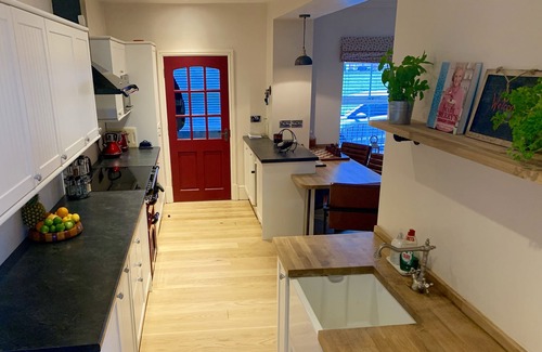 Richmond House | Characterful Home With Hot Tub In Vibrant Village!