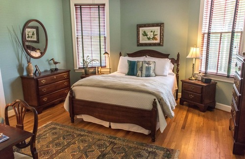 South Boston Bed & Breakfast | Charles Bass House Bed & Breakfast