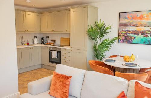 Salisbury Apartment | Charles Hope Salisbury Centre