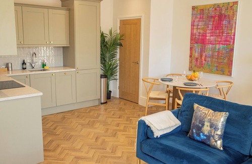 Salisbury Apartment | Charles Hope Salisbury Centre
