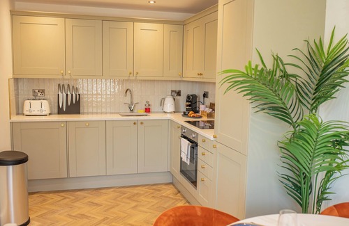 Salisbury Apartment | Charles Hope Salisbury Centre