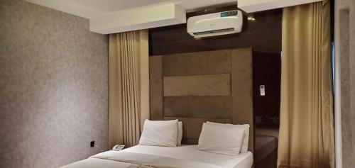 Abakaliki Hotel | Charles Stainless Hotel