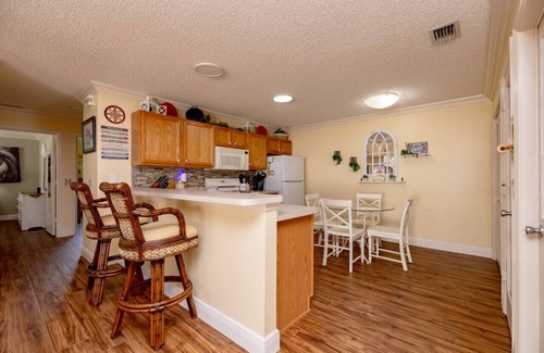Calumet Grove House | Charlesfort Vacation Villa