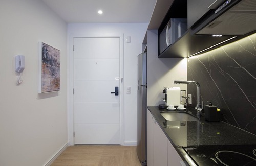 Mont'Serrat Apartment | Charlie The Arch Moinhos
