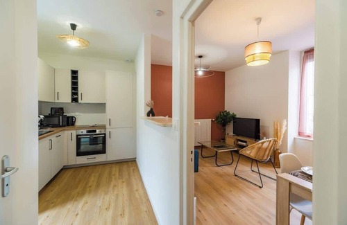 Guingamp Apartment | Charmant Duplex avec jacuzzi, Guingamp centre