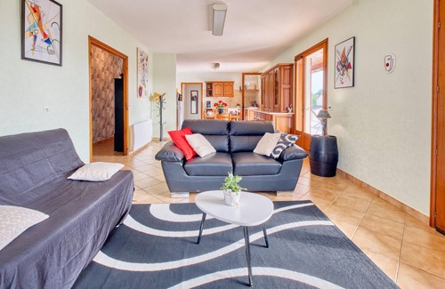 Saint-Martial-de-Valette House | Charmante Maison à la Campagne