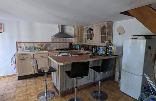 Saint-Martin-des-Puits Villa | Charmante Villa mit Pool und Altem Baumbestand