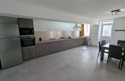 Boulay-les-Barres House | Charmant gîte à la ferme près d'Orléans avec parking privé - FR-1-590-575