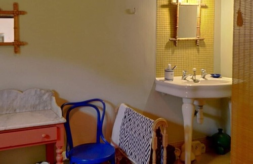 Olini House | Charmante et authentique maison de village, idéale entre amis ou en famille !
