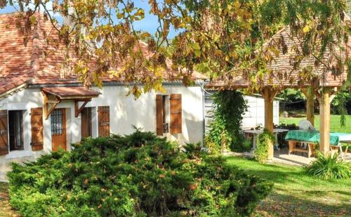 Piets-Plasence-Moustrou House | Charmante maison de campagne avec jardin et barbecue