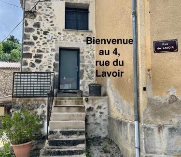 Saint-Nazaire-le-Desert House | Charmante maison rue du Lavoir