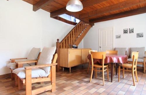 Blesle House | Charmante maison de village avec cour fermée, proche gorges et sites médiévaux, idéale pour découvrir 3 départements - FR-1-582-14