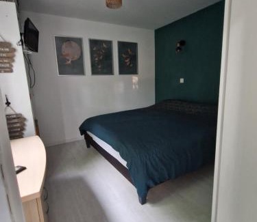 Neris-les-Bains House | Charmante maisonnette