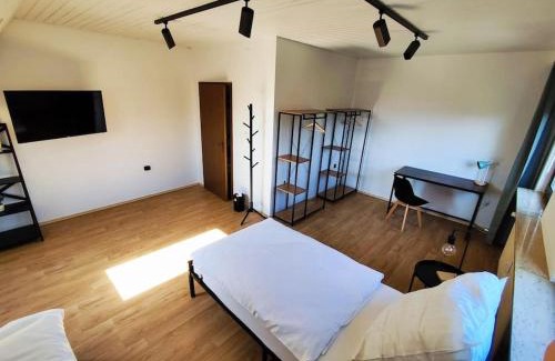 Weiden in der Oberpfalz Apartment | Charmantes 2 BR Apartment mit Parkplatz