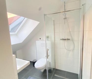 Neureut Sudlicher Teil Apartment | Charmantes Studio-Apartment im Herzen von Neureut - Fußbodenheizung, Regendusche, Waschmaschine, Stellplatz