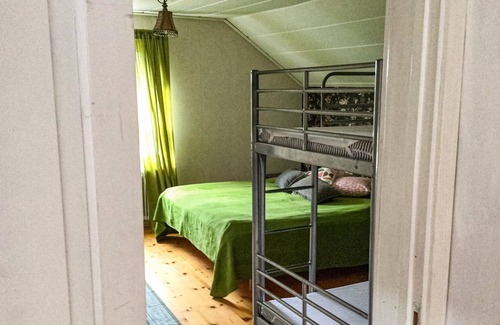 Farila House | Charmerende feriehus med rolig beliggenhed.
