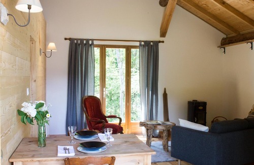Saint-Alban-des-Hurtieres Ski Chalet | Charming chalet for 2 next to a trout stream with mountain views