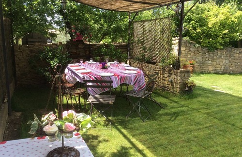 Saint-Andre-d'Olerargues Cottage | Charming Gite for up to 3 persons near Goudargues and Uzes
