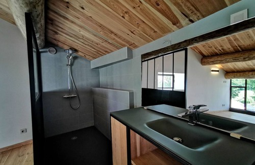 Saint-Etienne-Lardeyrol Bed & Breakfast | Charming Farmhouse with Pool, Terraces, and Modern Comfort in Tranquil Countryside