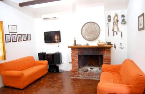 Santa Margherita di Belice House | Charming house with fenced garden in Santa Margherita di Belice