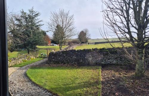 Litton House | Charming 1 bed Peak District Barn Conversion