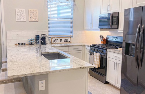 Verrado House | Charming 1-bedroom in Litchfield Park with peloton, WiFi, & many amenities!