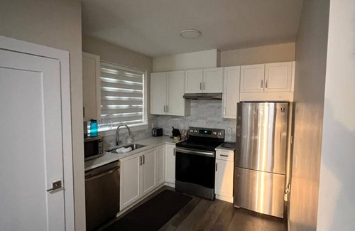 Abbotsford Apartment | Charming 1-bedroom apartment with WiFi, AC in delightful Abbotsford