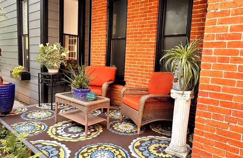 Covington Apartment | Charming 1-bedroom apartment in lovely Historic Covington modern amenities