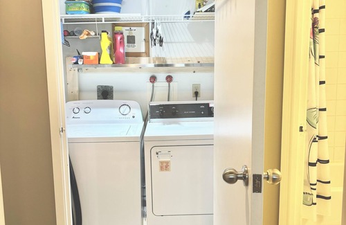 Waterloo Condo | Charming 1 Bedroom Condo