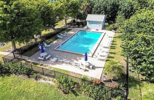 Sanibel Condo | Charming 1-bedroom condo in peaceful Sanibel walking distant to coast