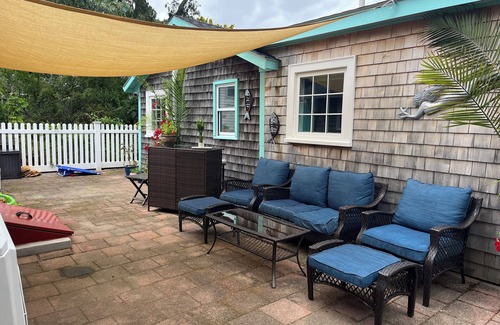 Wareham Center Cottage | Charming 1-bedroom cottage in peaceful Wareham with AC, WiFi