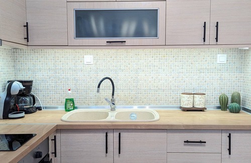 Ano Poli Cottage | Charming 1-bedroom cottage with WiFi, AC in fabulous Thessaloniki