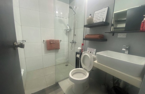 Saint Andrew House | Charming 1-bedroom house with WiFi and AC in welcoming Kingston