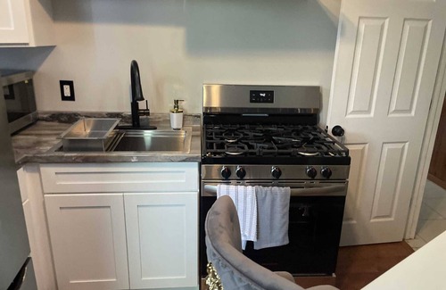 Orchard Park House | Charming 1-bedroom house in fabulous Hamburg