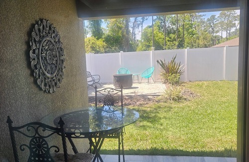 Palm Harbor Apartment | Charming 1-bedroom Oasis in Palm Coast. Beaches, restaurants & fun spots nearby.