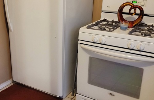 Northwest Heights Apartment | Charming 1-bedroom apartment with WiFi, AC in peaceful Albuquerque